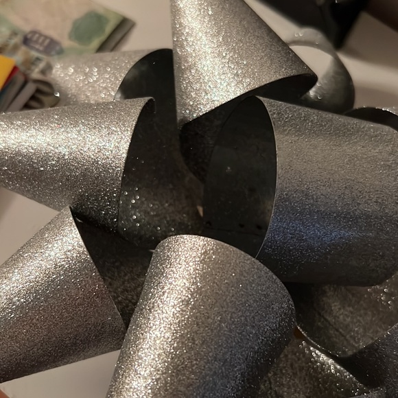 Magnolia Tree Topper - Picture 2 of 3